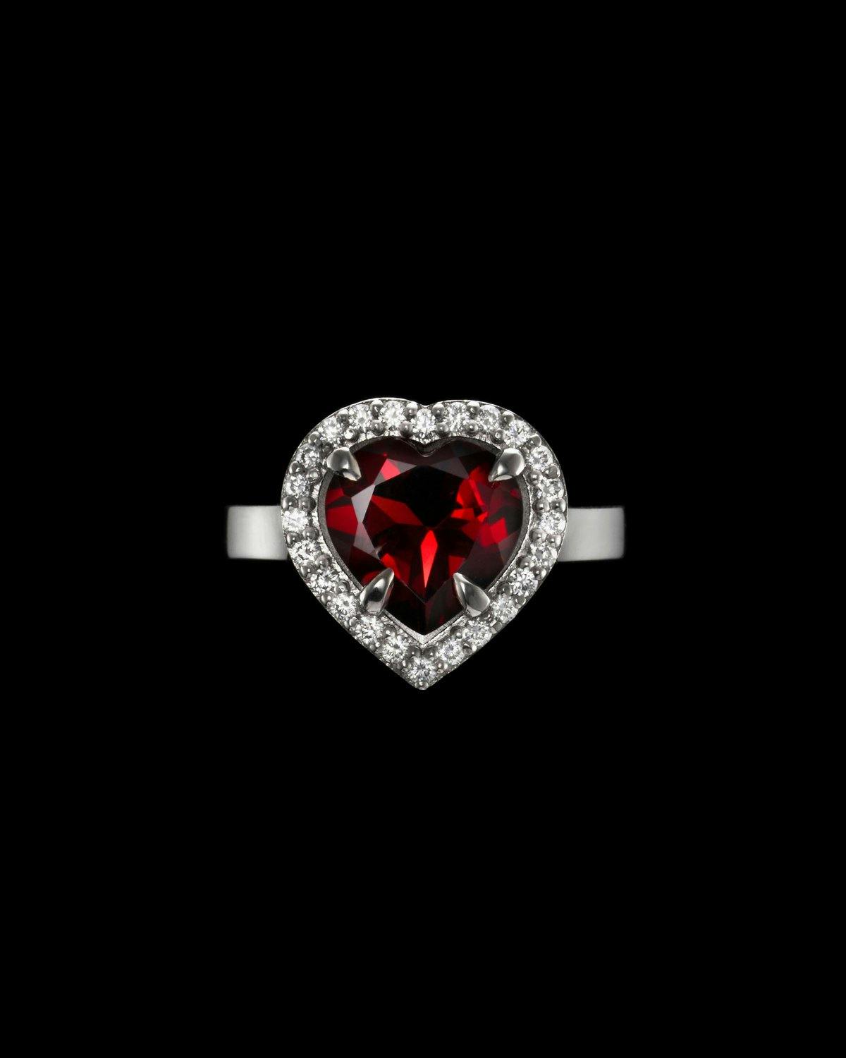 Halo Heart Ring