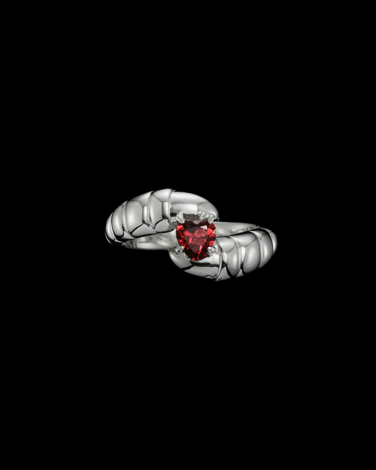 Claw Stone Heart Ring
