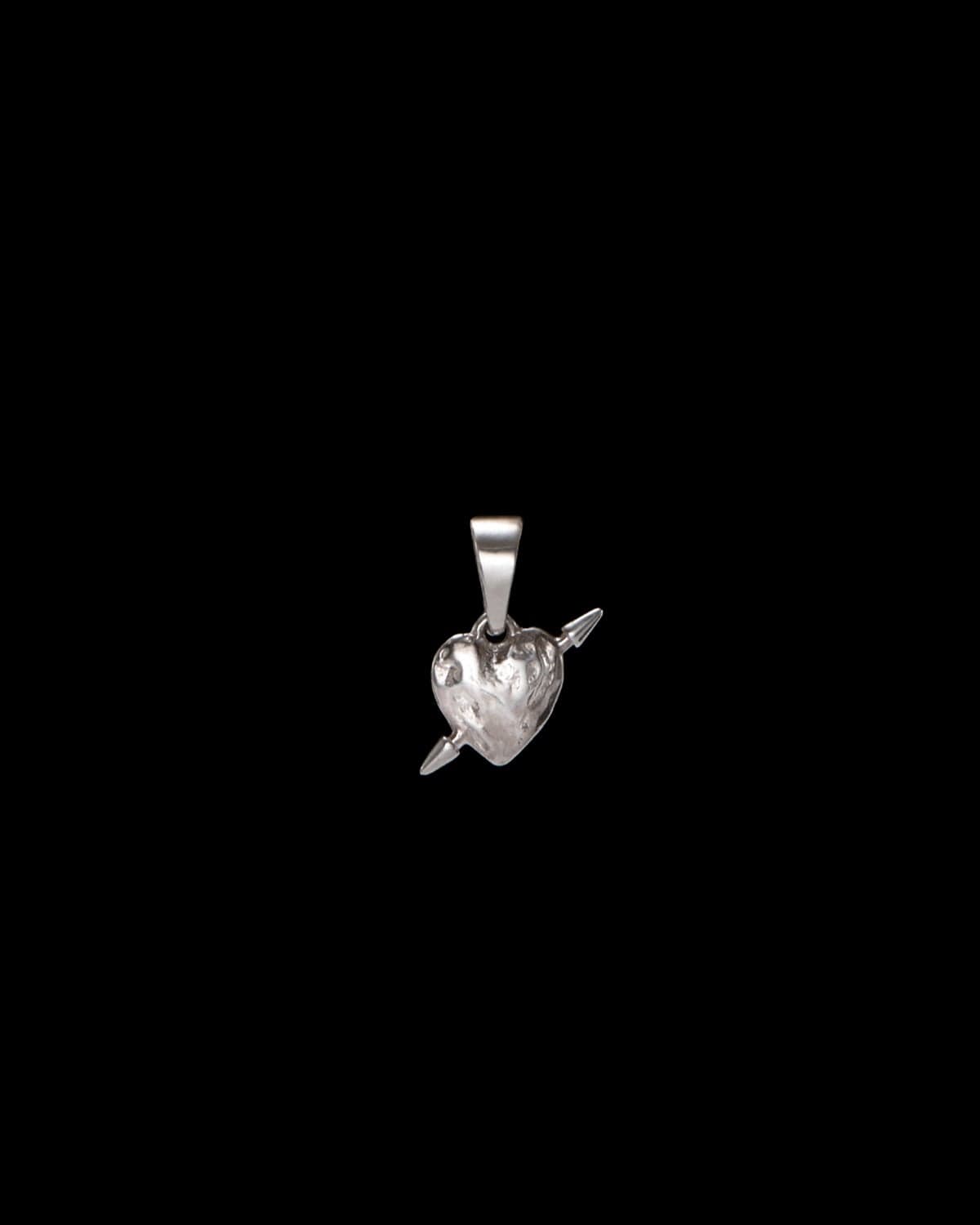 Tiny Tuvstarr's Heart charm