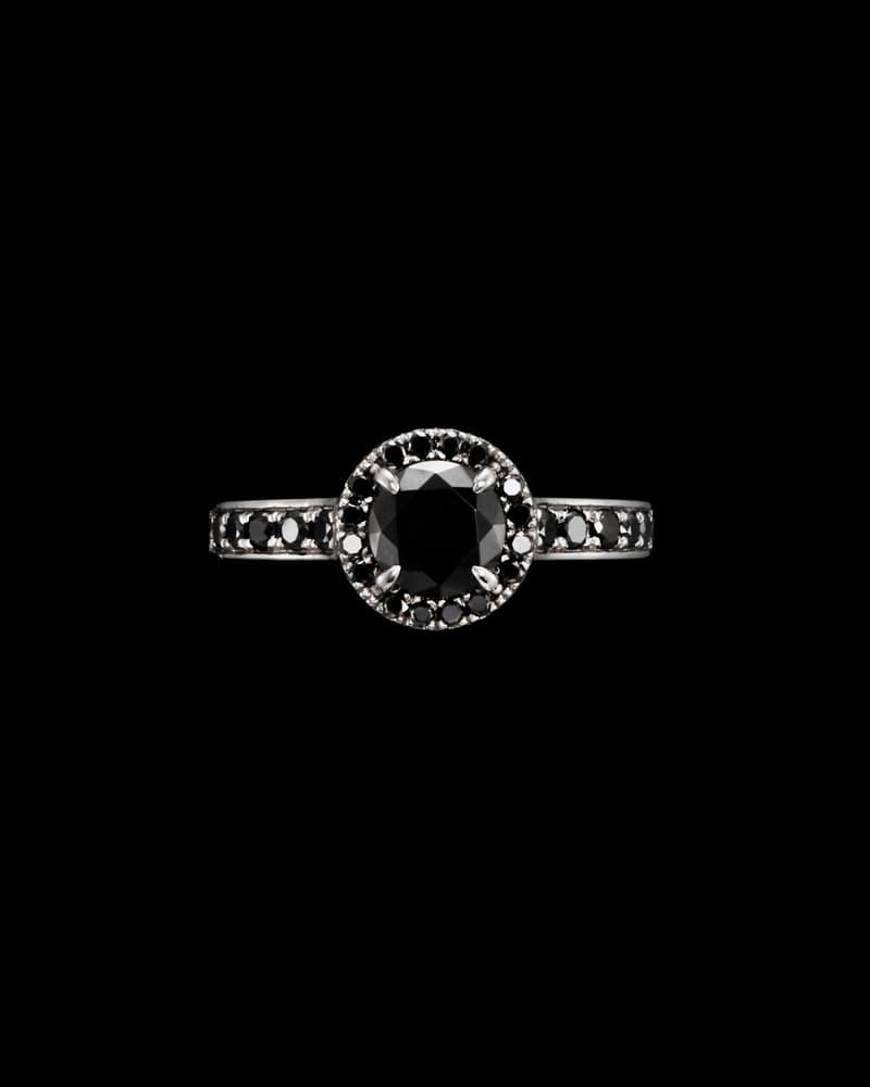18K White Gold - Black Diamond