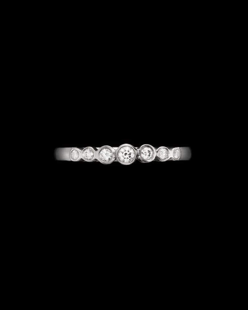 18K White Gold - G/VS Diamond