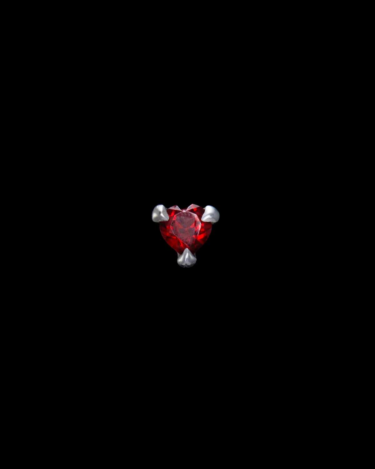 Captured Heart Ear Stud