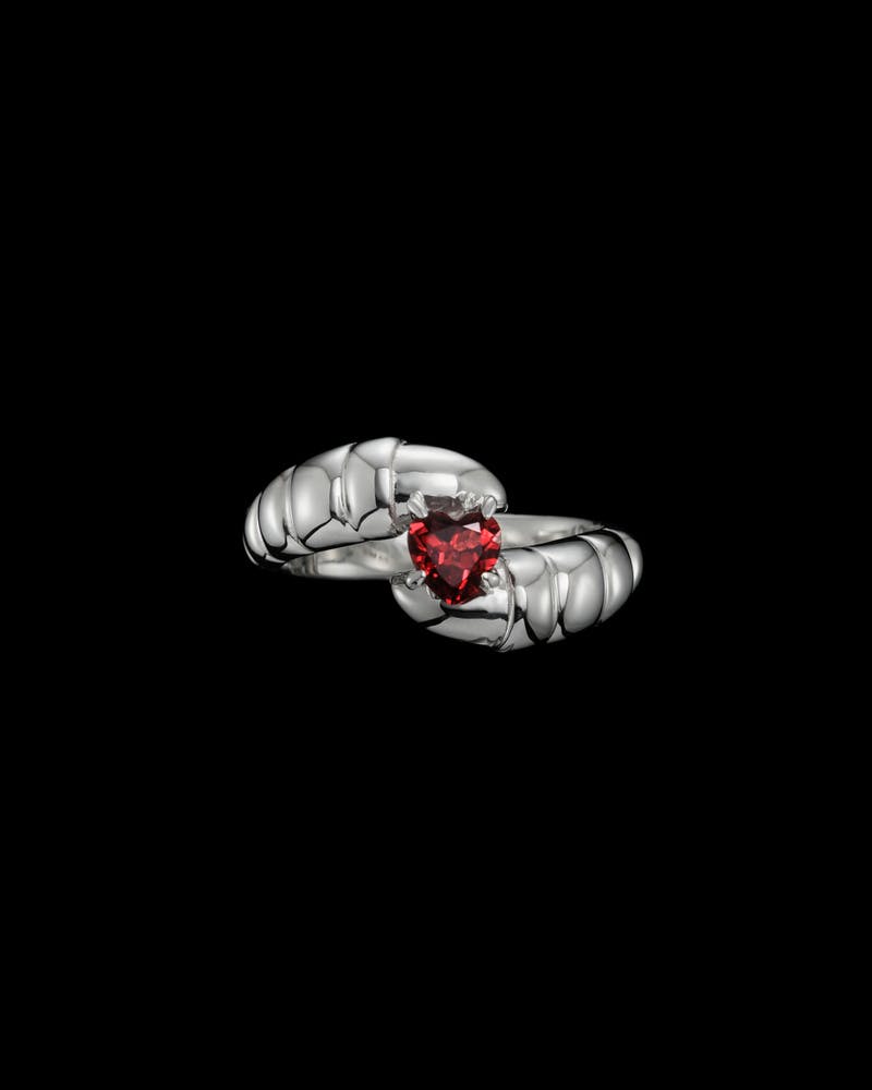 Claw Stone Heart Ring