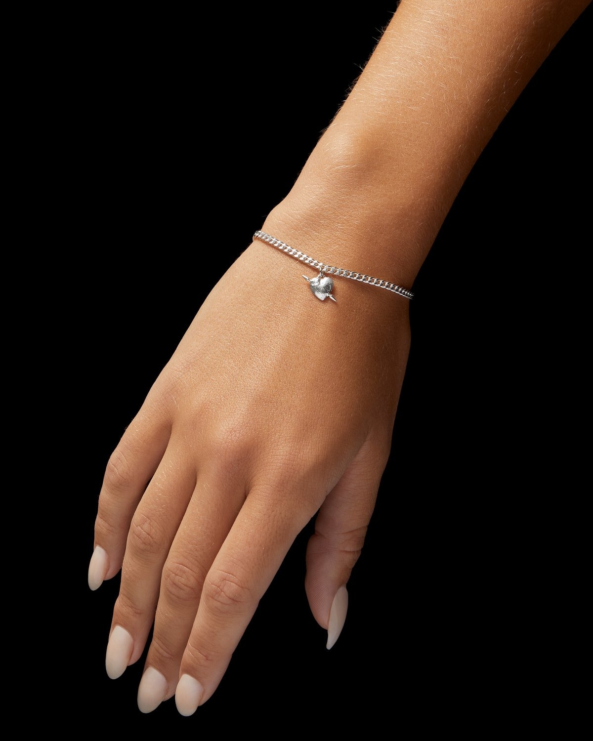 Tuvstarr's Heart Bracelet-image-1