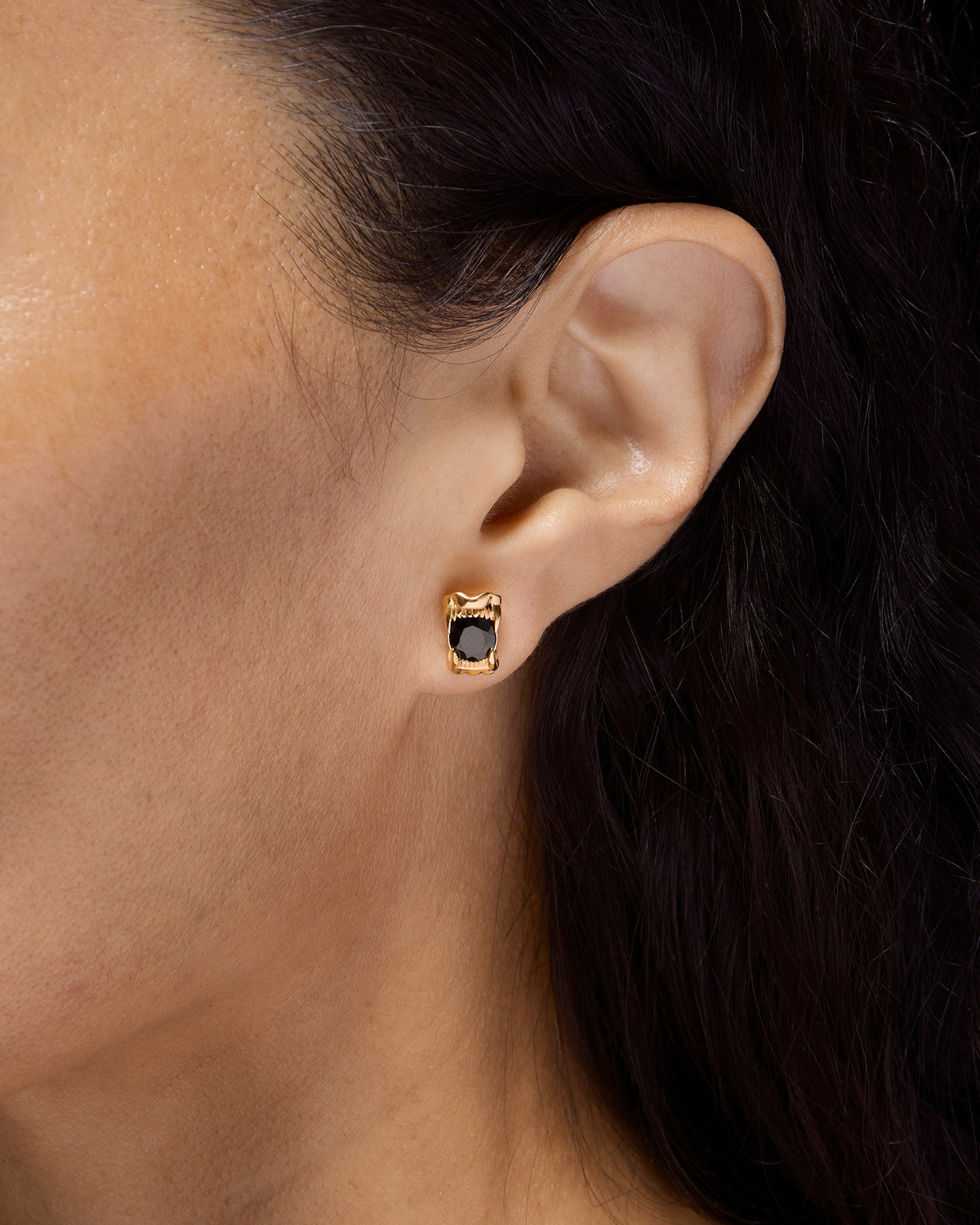 Tiny Jaw Stone Ear Stud-image-2