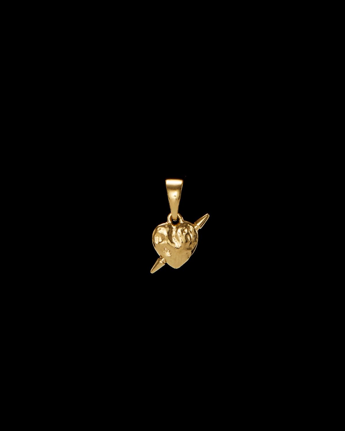 Tiny Tuvstarr's Heart charm-image-0
