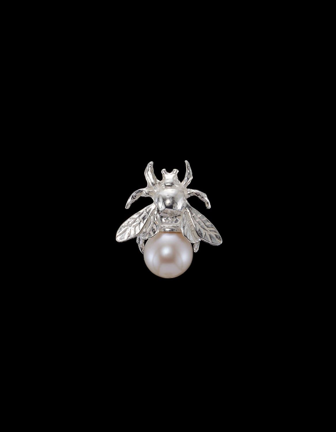 Bumblebee Pearl Ear Stud