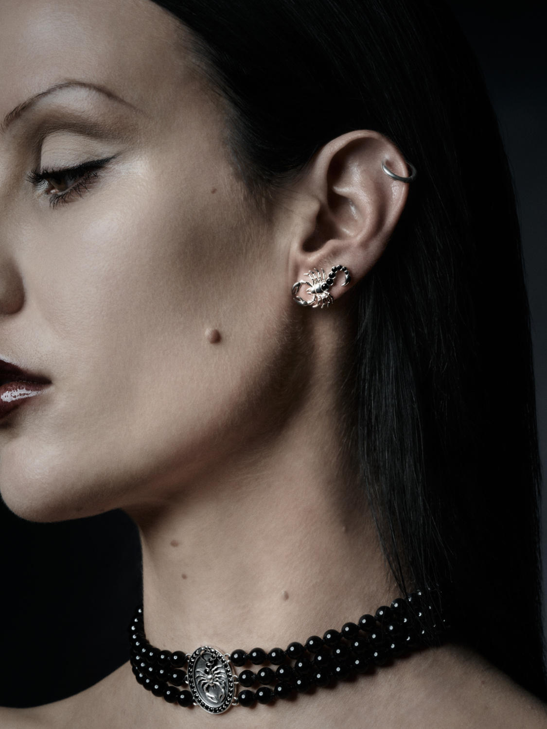 Nero Ear Stud-image-3