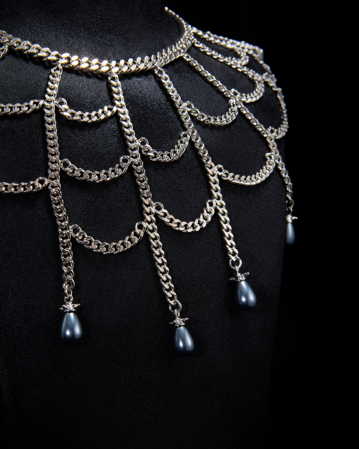 The Spider's Web Neckpiece-image-1