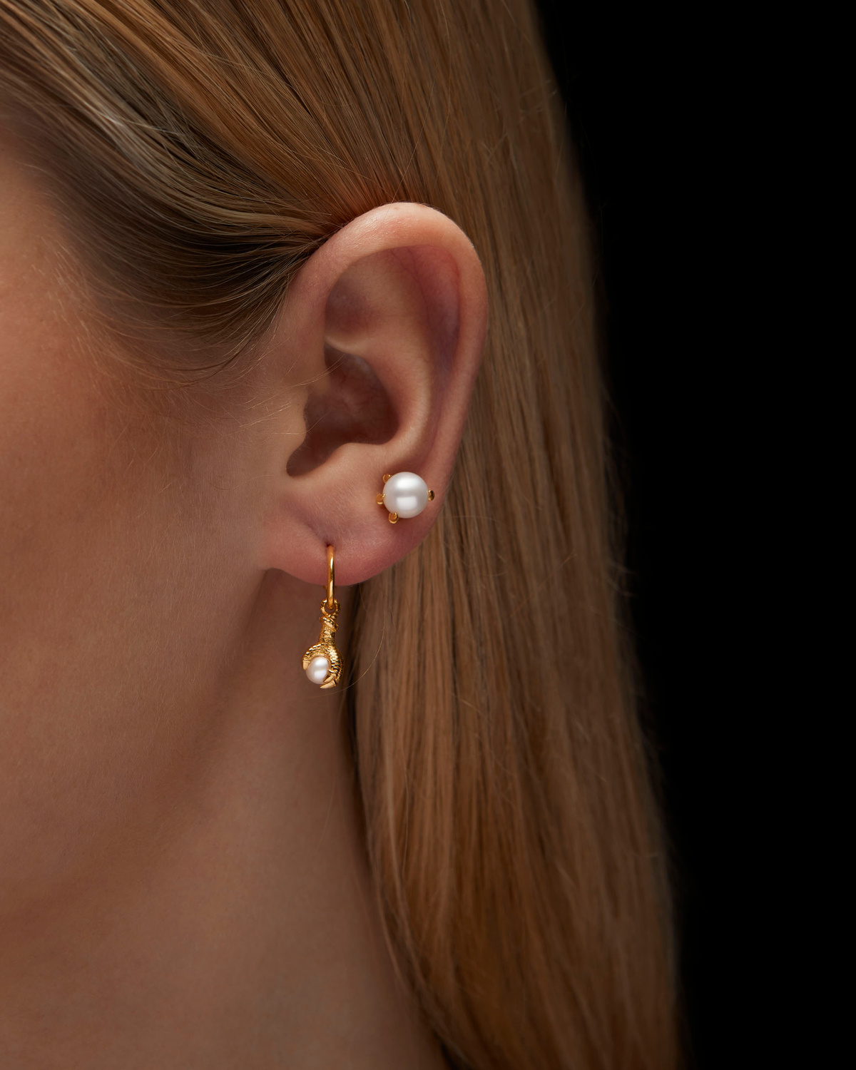 Tiny Claw Pearl Earring-image-2