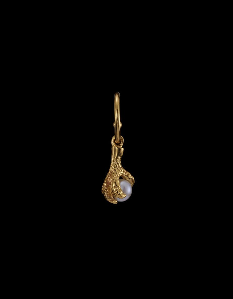 Tiny Claw Pearl Earring